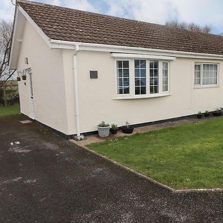 13 Gower Holiday Village Swansea Eksteriør bilde