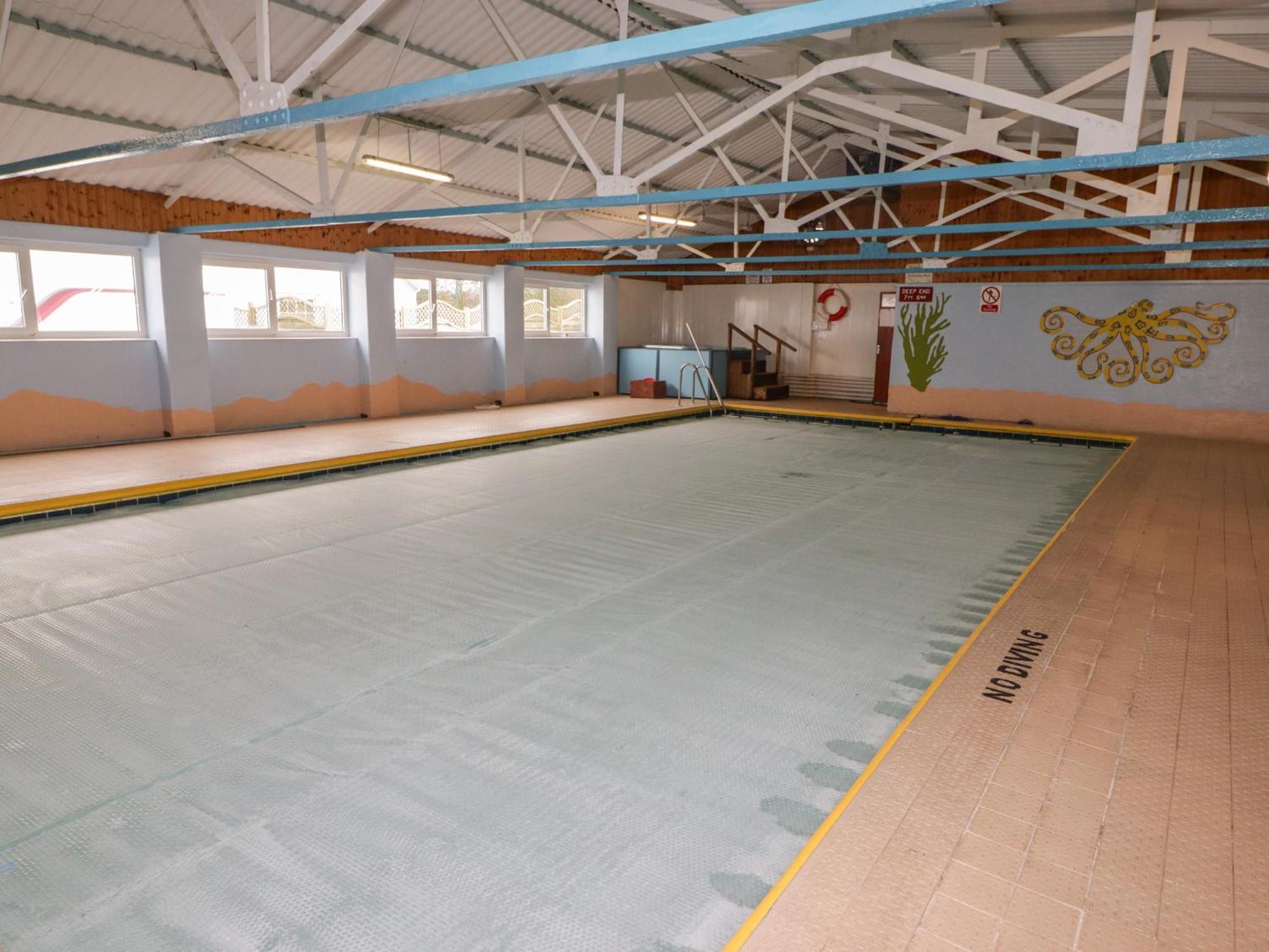 13 Gower Holiday Village Swansea Eksteriør bilde